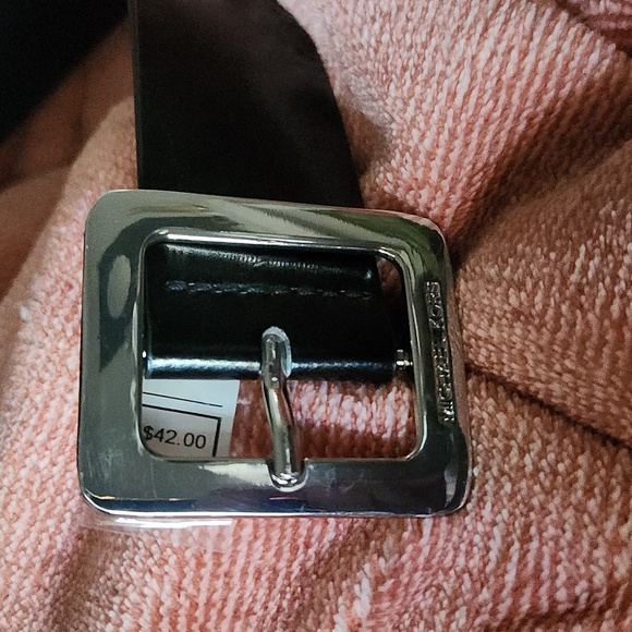 MICHEAL KORS NWT sz S black leather belt, with silver buckle - Picture 8 of 8